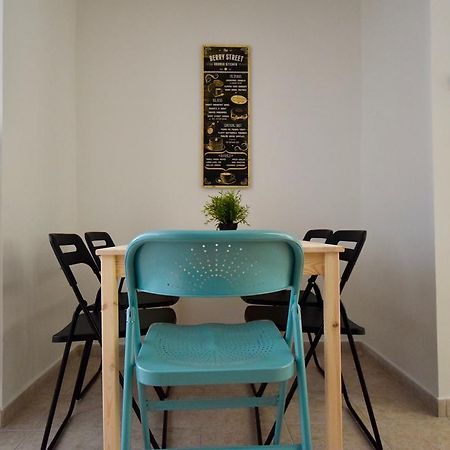 Budget Apartment By Hi5 - Akacfa 4 Budapest Luaran gambar