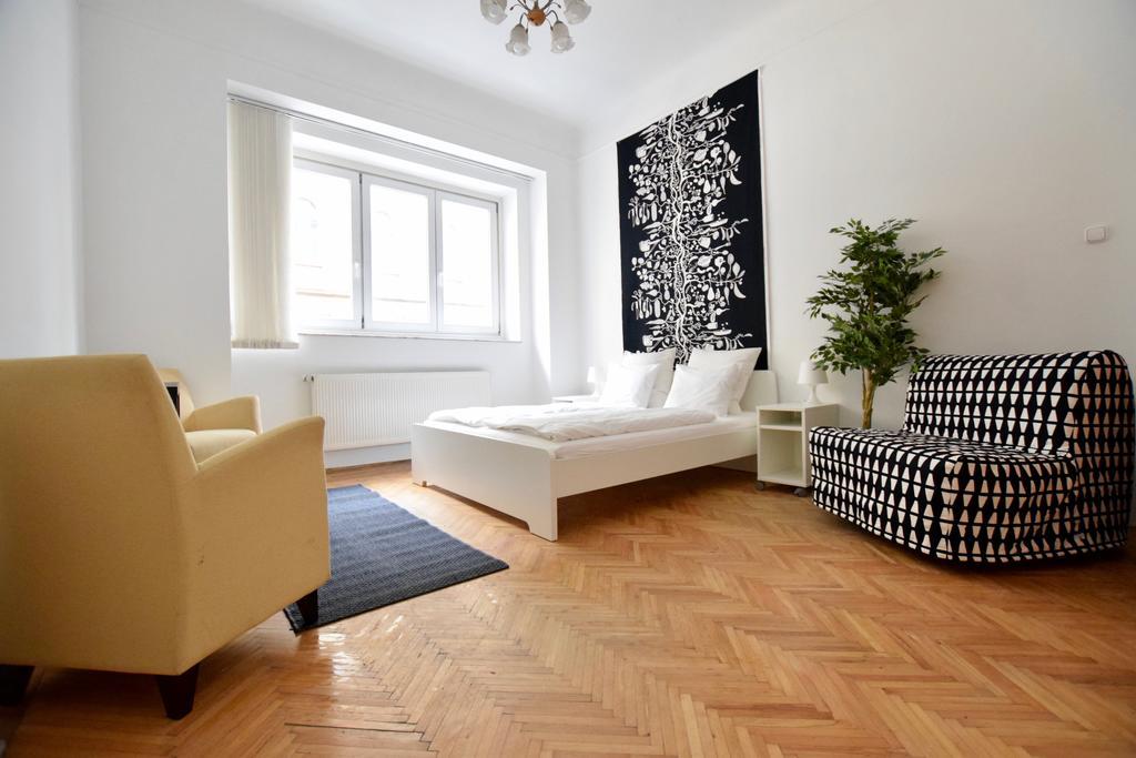 Budget Apartment By Hi5 - Akacfa 4 Budapest Luaran gambar