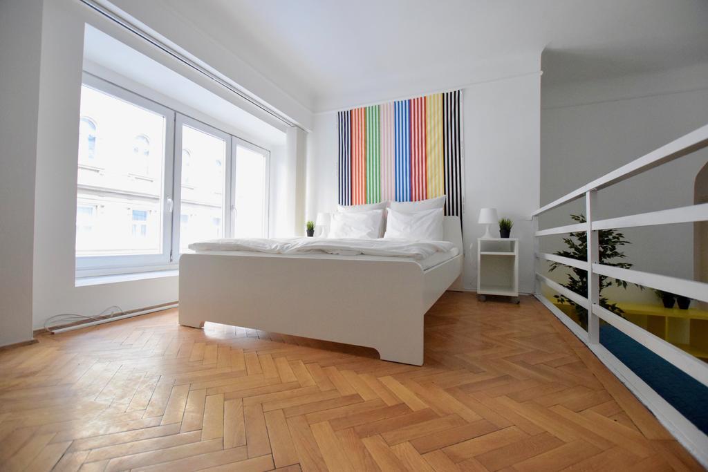 Budget Apartment By Hi5 - Akacfa 4 Budapest Luaran gambar
